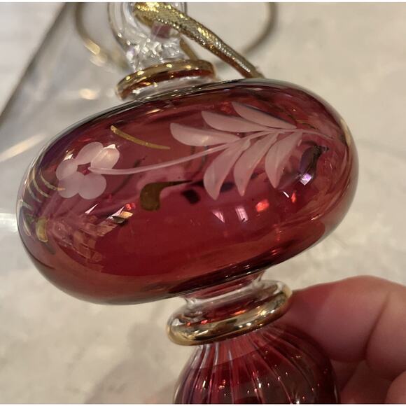 Vtg Art Glass Handblown Finial Cranberry Gold Etched Flowers Christmas Ornament
